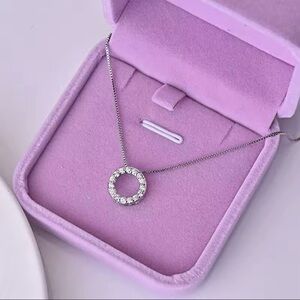 Elegant Silver Necklace with Crystal Accents
